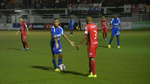 Pacto de no agresión entre el San Francisco FC y el Árabe Unido