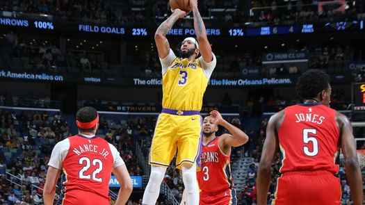 Lakers vencen a los Pelicans en COS