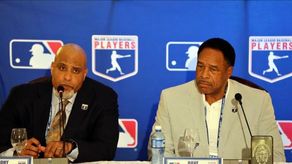 Las Grandes Ligas de EE.UU. esperan jugar partidos en Cuba en la primavera de 2016