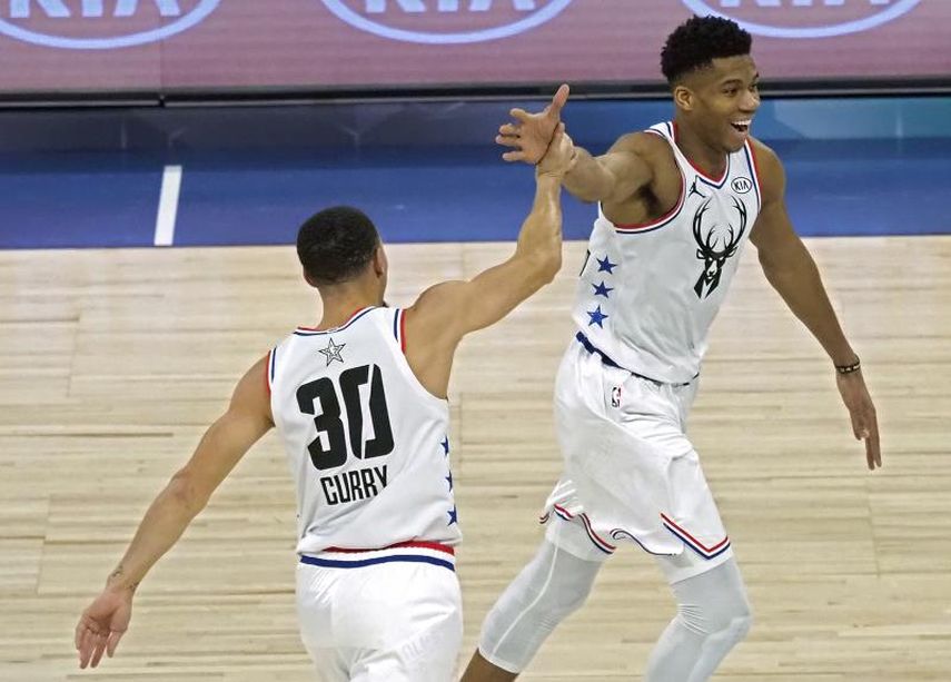 Bucks y Nuggets encabezan triunfos de los favoritos; Lakers vuelven a ganar