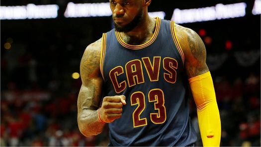 89-97. James y Smith superan a los Hawks y dan ventaja a Cavaliers