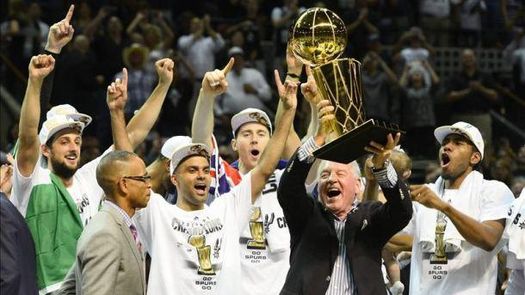 104-87. Los Spurs se exhiben y destronan a los Heat del reinado de la NBA