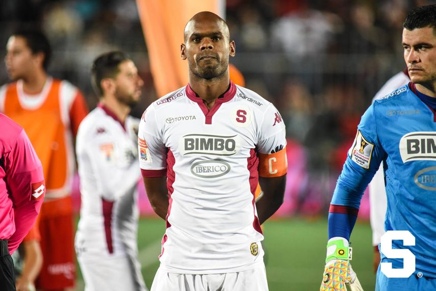 Adolfo Machado se despide del Saprissa y estará con el Houston Dynamo