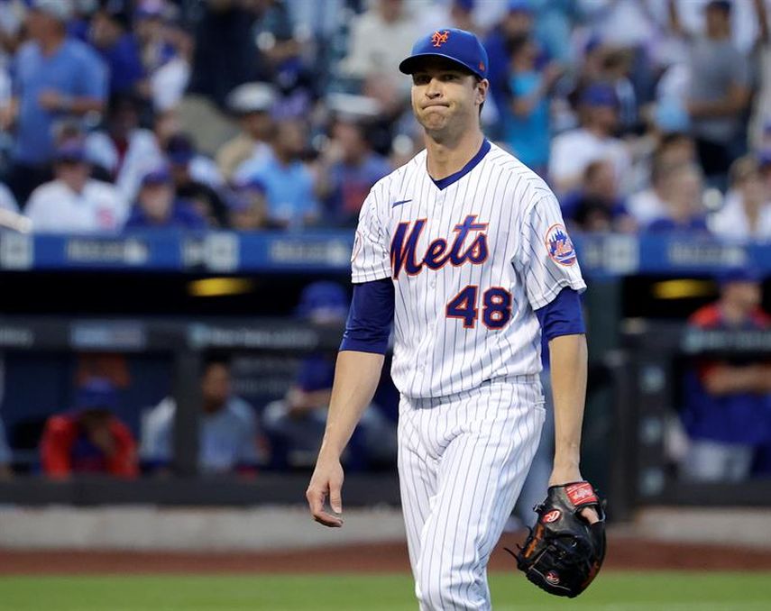 6-3. DeGrom sufre lesión pero los Mets vencen a los Cachorros