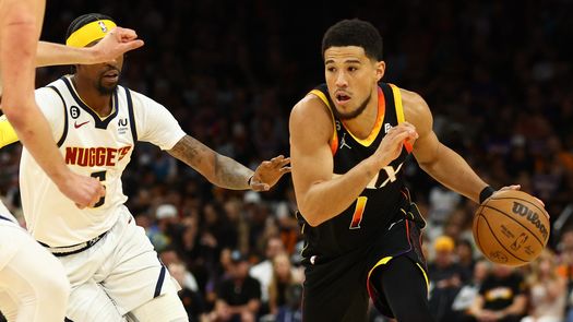 Devin Booker lidera a los Suns para igualar la serie
