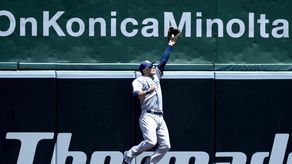 7-6. Kiermaier anota la diferencia aprovechando un mal tiro