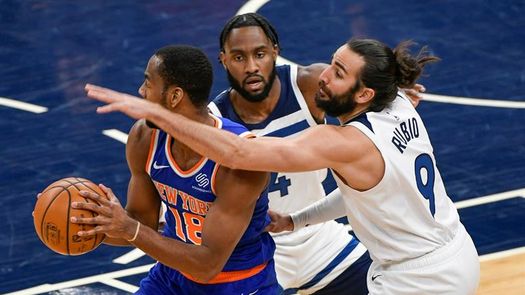 102-101: Los Wolves consiguen un trabajada victoria tras remontar 18 puntos