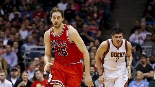 Pau Gasol y Mirotic se alejan del primer título de división con los Bulls