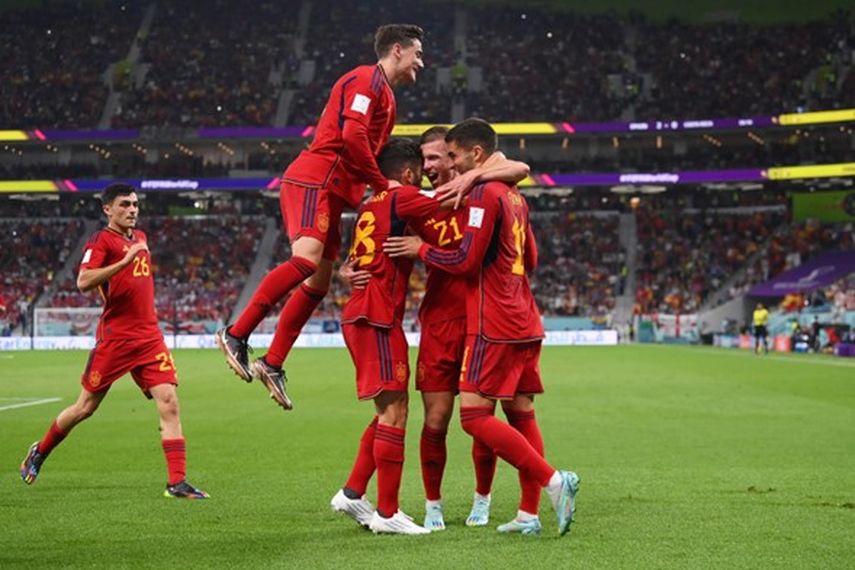 España vs Costa Rica: un renovado mediocampo español se impone
