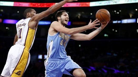 100-105. El francés Fournier conduce la victoria de los Magic