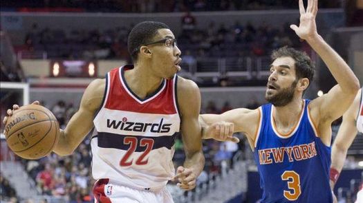 Calderón dirigió el triunfo de Knicks ante los Thunder de Ibaka