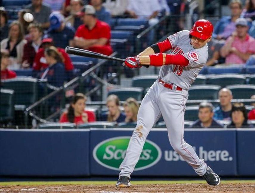 1-5. Votto conecta triple y sella el triunfo de los Rojos