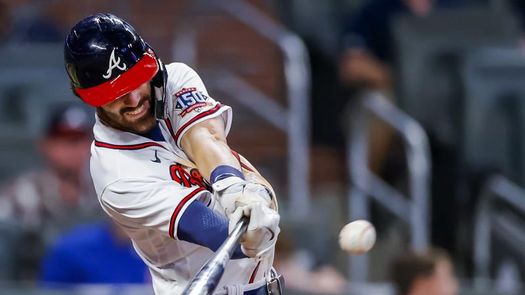 8-1. Swanson pega grand slam, jonrón y remolca cinco para los Bravos