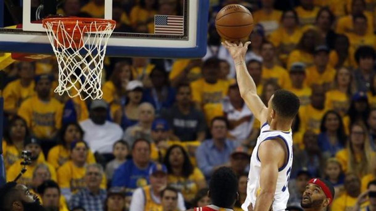 104-78. Curry lidera la victoria de los Warriors sobre los Rockets