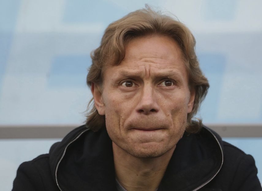Karpin renueva por cinco temporadas como técnico del Rostov ruso