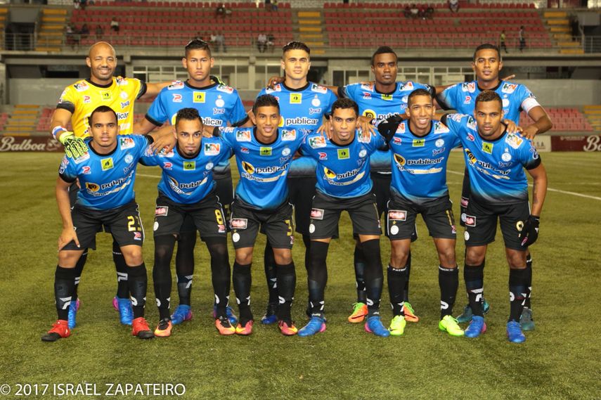 Tauro volvió a la senda del triunfo