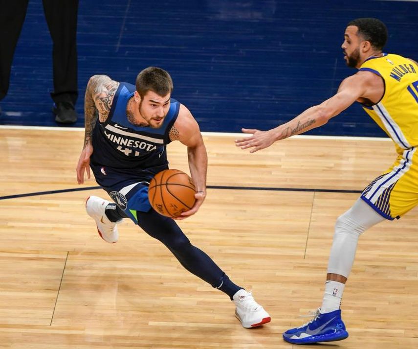 126-114: Ricky Rubio catapulta la victoria de los Wolves ante los Warriors