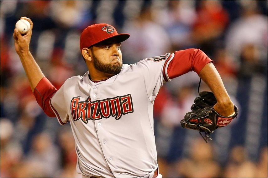 Panameño Enrique Burgos Jr, obtiene segundo salvamento en la MLB