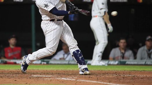 2-1. El dominicano Sánchez y Aaron Judge de Yanquis jonronean contra los Rays