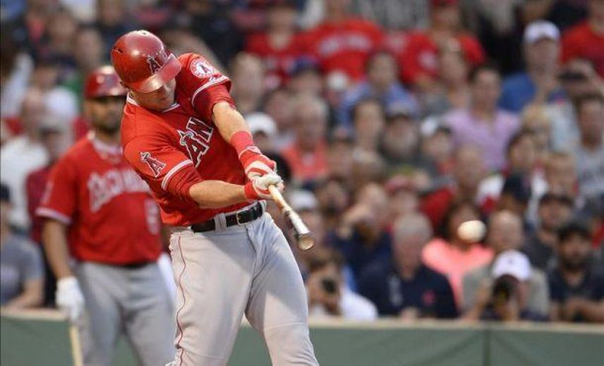 6-3. Trout pega dos jonrones y logra marca histórica en el triunfo de los Angelinos