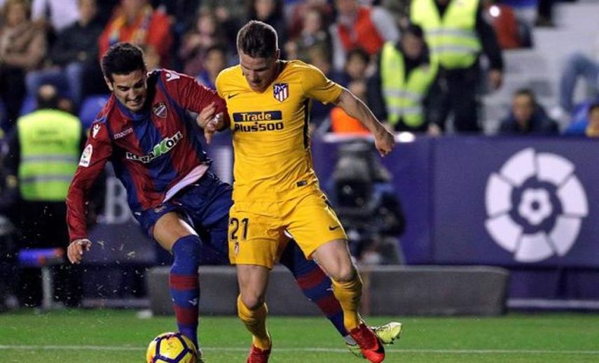 El Levante llega al primer tercio de Liga en puestos de salvación y con dudas