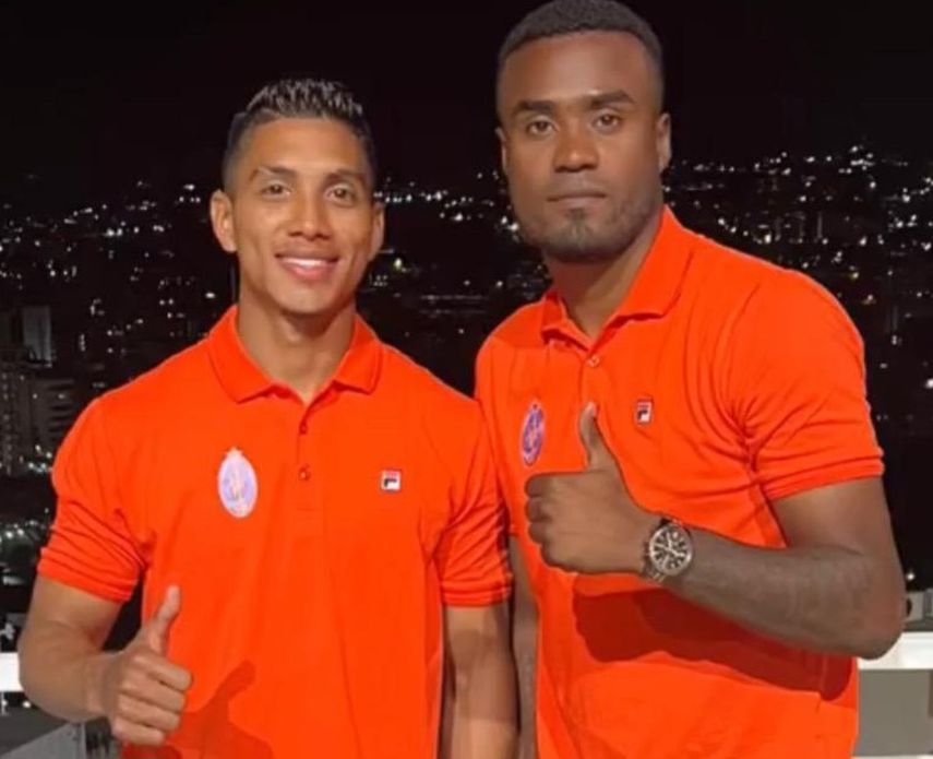 Peralta (derecha) junto a Jorge Gutiérrez.&nbsp;