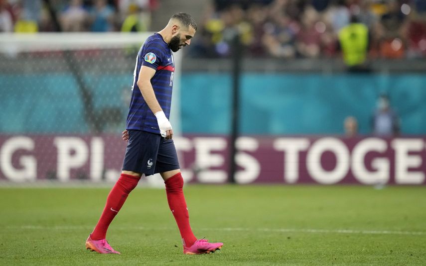 Benzema se va de la Euro igualando a Zidane