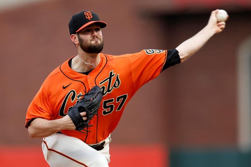 5-3. Wood y Yastrzemski se combinan para guiar la victoria de los Gigantes sobre los Marlins