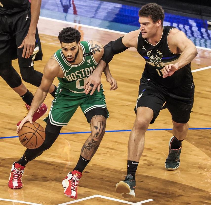 Harden, 44 puntos, lidera el espectáculo NBA; Tatum silencia a Antetokounmpo
