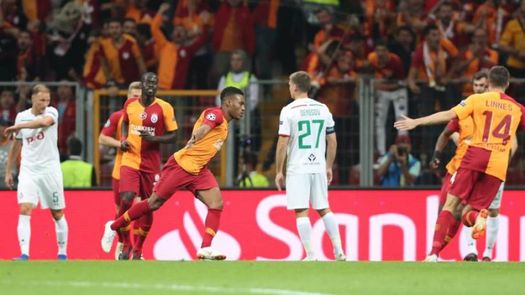 3-0. Rodrigues sobresale en un duelo eléctrico