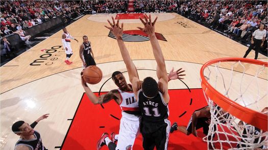 Los Trail Blazers ganan a los Spurs en el duelo del Oeste y los Hawks a los Bulls en el Este