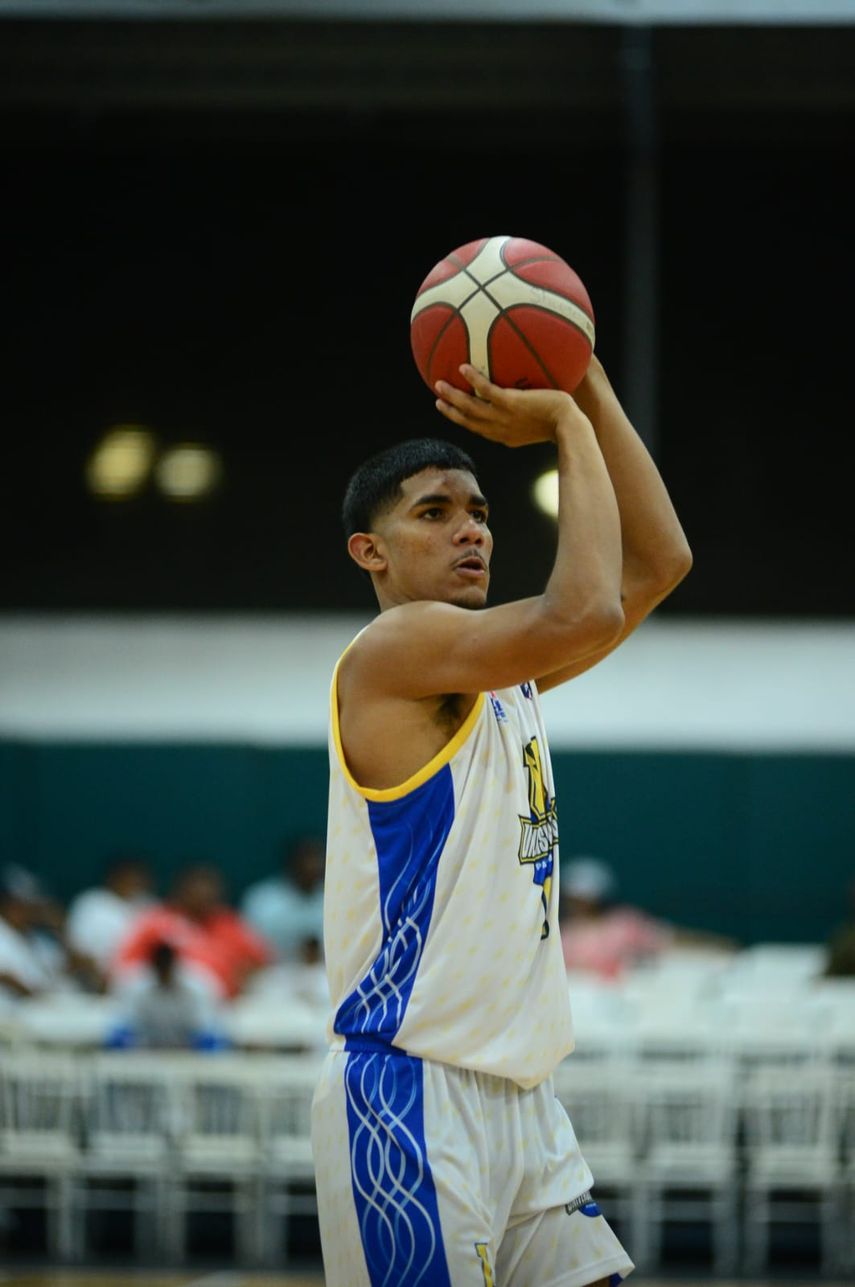 LPB: Caballos y Universitarios ganan su primer juego de la temporada