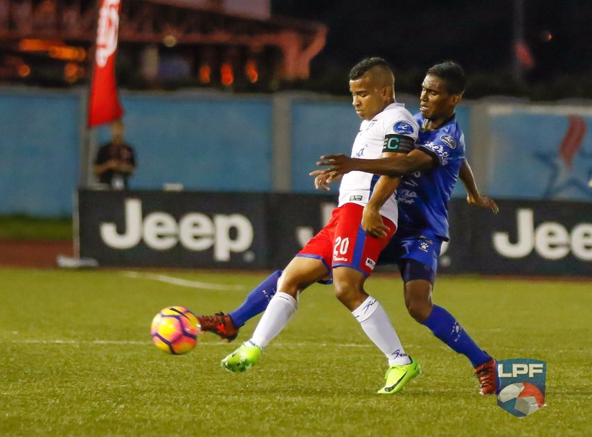 El león ruge en Colón y se acerca a la final