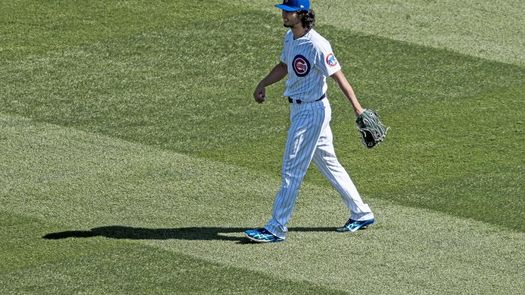 Padres muestran el poder de su novena reforzada; Rojos siguen encendidos