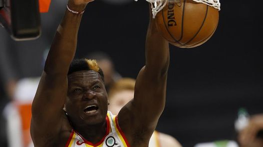 101-105. Bogdanovic y Capela dan el triunfo y el liderato a los Hawks