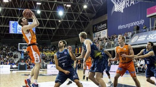 78-86. Valencia se mantiene invicto con un trabajado triunfo en Andorra