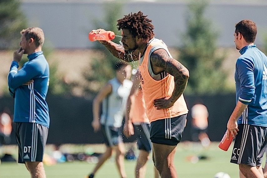 Seattle Sounders habilitan a Román Torres, y podría jugar esta noche
