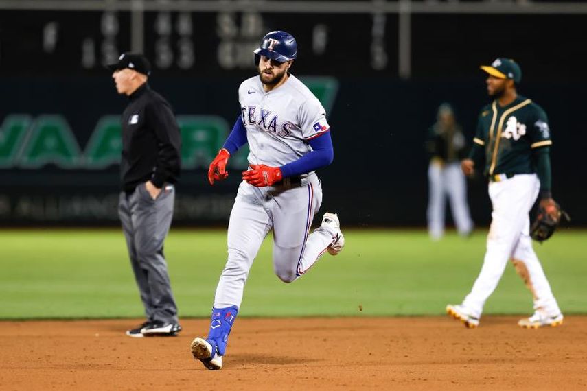 3-1. Bassitt lanza sólido y domina a los Vigilantes
