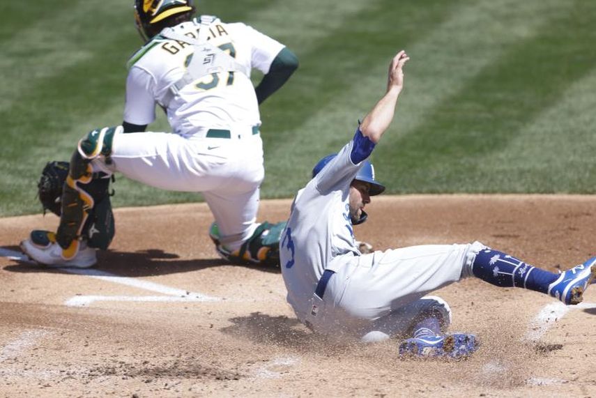 8-6. Taylor conecta par de jonrones y lidera remontada y triunfo de Dodgers