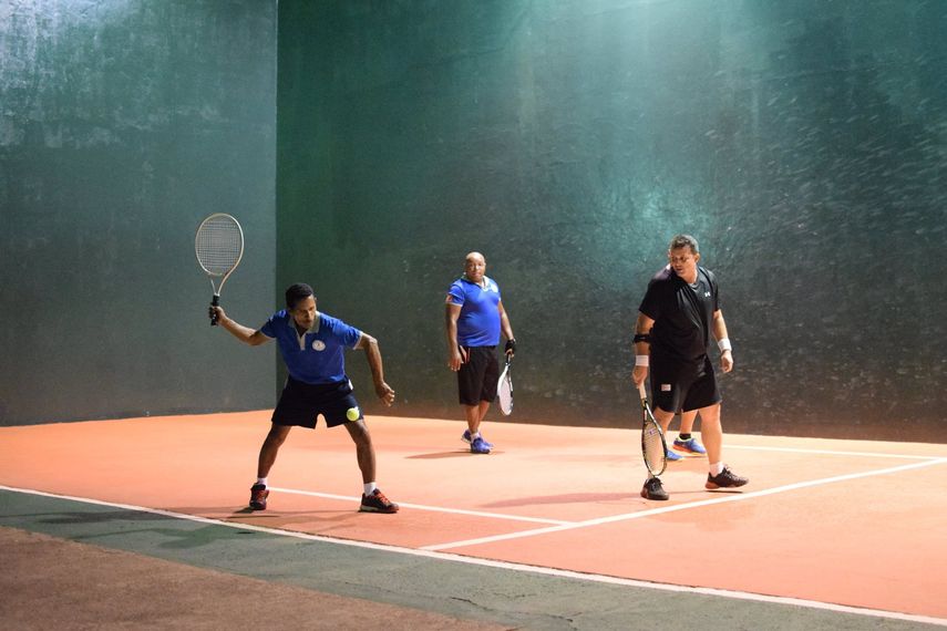 Sexta Parada de Frontenis en finales