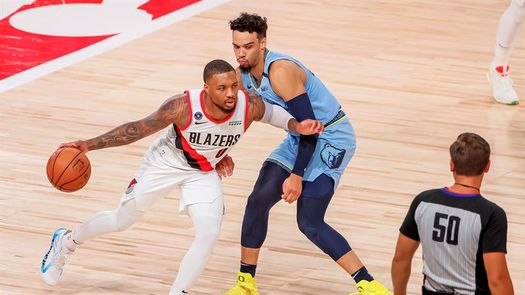 134-131. Ante los Mavericks, Lillard empata su marca de 61 puntos y los Blazers ya son octavos
