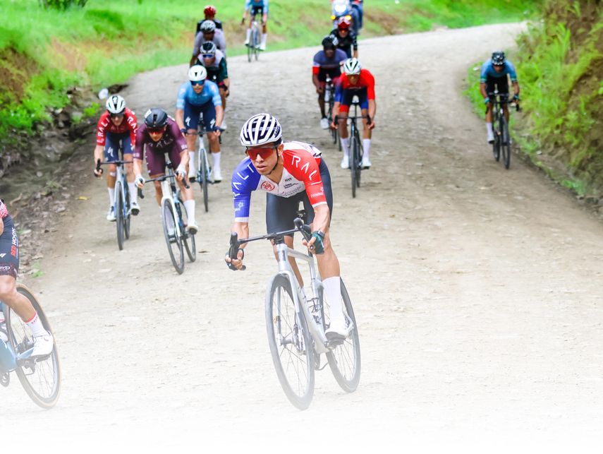 {altText(<font color=