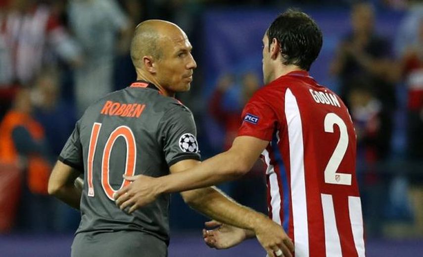 Godín terminó el partido con un esguince en el tobillo izquierdo