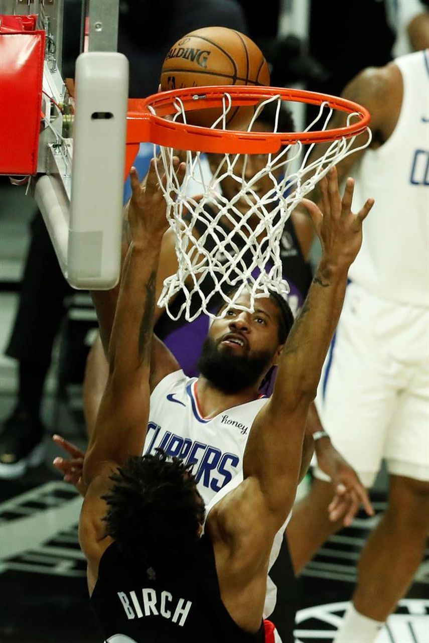 105-100. Ante los Raptors, George y Morris Sr. mantienen a los Clippers terceros en el Oeste