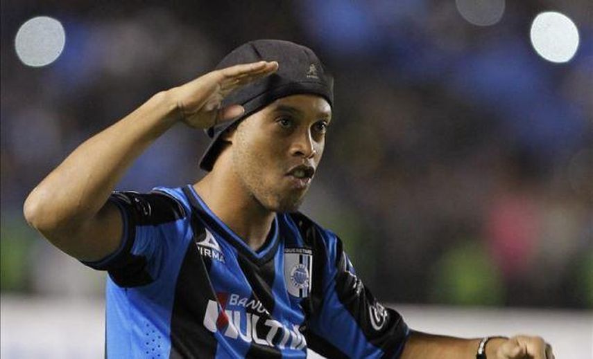 Ronaldinho tendrá días de adaptación con el Querétaro, anuncia el club