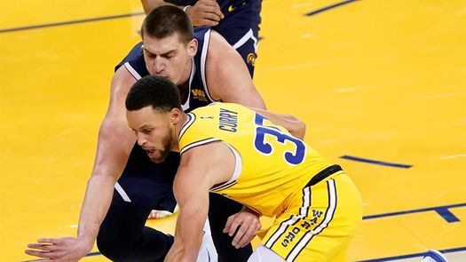 Curry, Jokic y Embiid son finalistas al premio de Jugador Más Valioso (MVP)