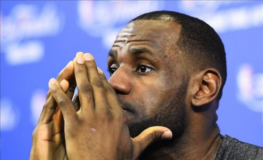 Siguen los problemas con los Cavaliers, James ha tenido que ser inyectado