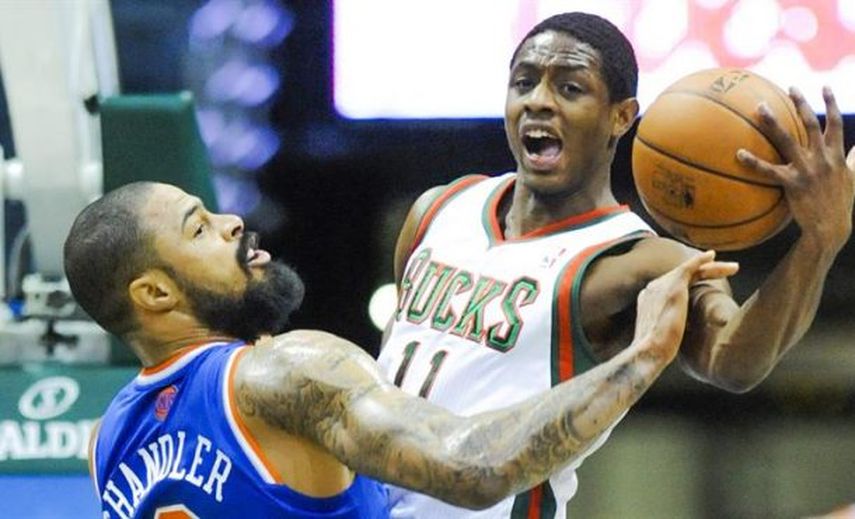 90-95. Knight conduce el triunfo de los Suns