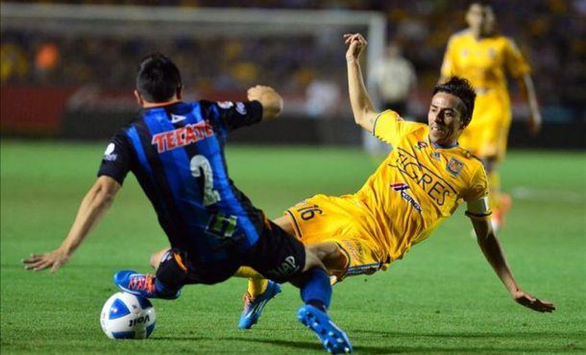 Corral asegura que peleará por titularidad con selección mexicana