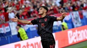 Qazim Laci celebrando su primer gol en la Euro 2024 contra Croacia.&nbsp;